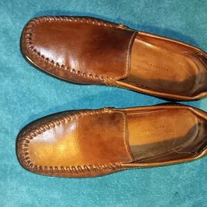 Johnston & Murphy Men's Black Slip-On Loafers